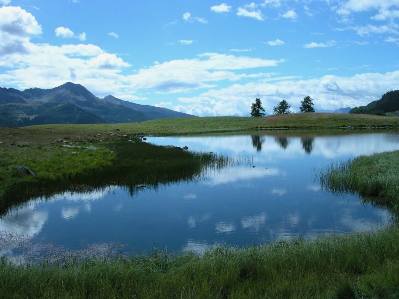 Il lago di Cortina, sulla sinistra il Monte Tantané